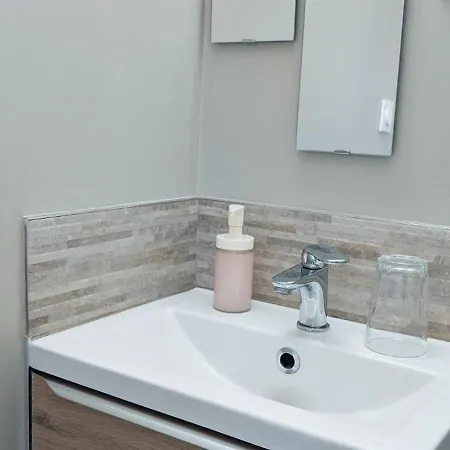 - La Baume Au Coeur Apartman *