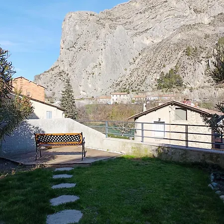 - La Baume Au Coeur * Sisteron