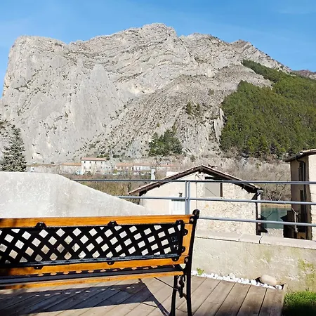 - La Baume Au Coeur Apartman Sisteron